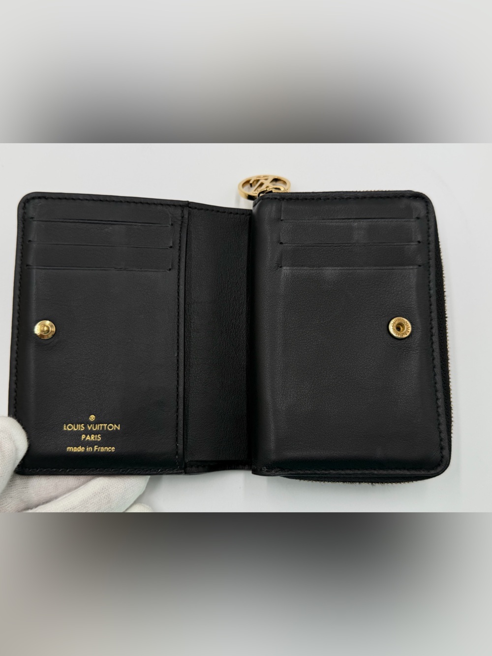 🖤LV Lou Coussin Empreinte Zippy Wallet w/Box Dust Bag & Entrupy COA - Picture 9 of 16